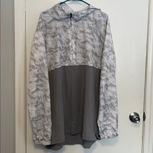 Under Armour Lightweight Pullover